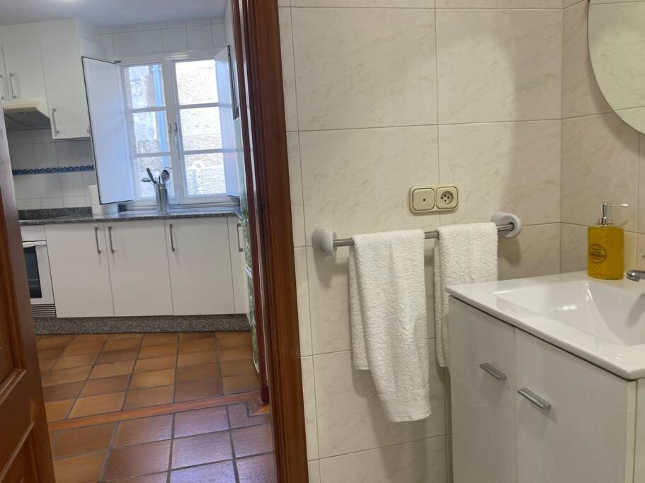 Апартаменти Hyp - A Casa Do Correo Vello - O Balcon Понтеведра Екстер'єр фото